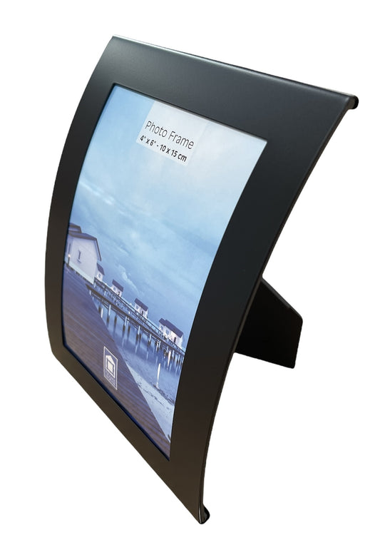 Image of curve picture photo frame curved aluminium portrait 10cm x 15cm (4"x6")  - black  available at The Epic Shop
